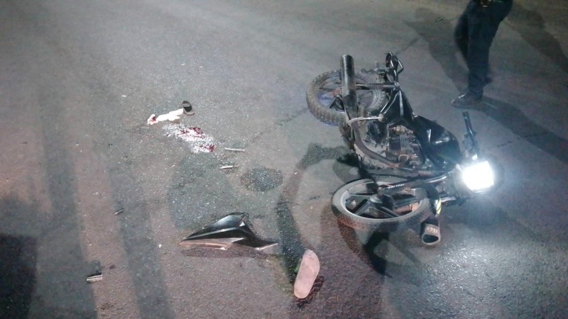 Muere motociclista al derrapar en el puerto de Lázaro Cárdenas