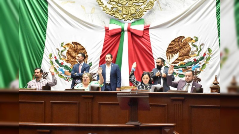 Avala Congreso de Michoacán minuta sobre edad mínima para ocupar un cargo público