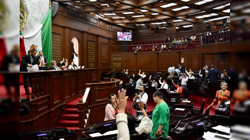 75 Legislatura da certeza salarial a servidores que ocupan cargos de elección