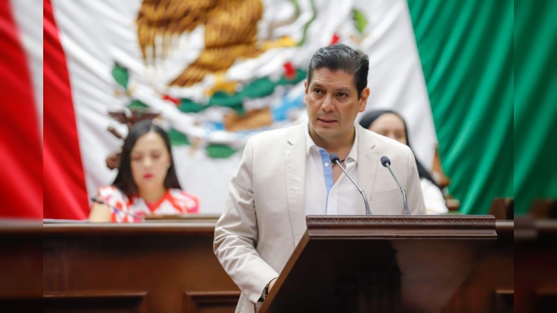 Ernesto Núñez impulsa Ley Monzón en Michoacán