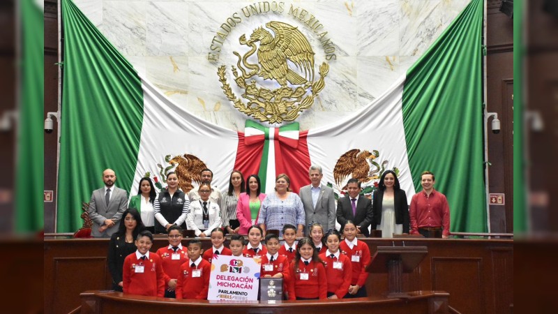 Niñas y niños parlamentarios engrandecen el nombre de Michoacán: 75 Legislatura