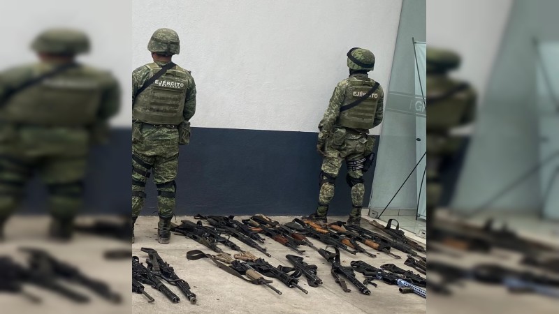 Procesan a 9 detenidos; en Aguililla; les aseguraron arsenal 