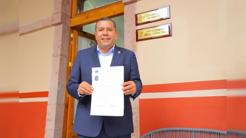 Funcionarios y candidatos deben acreditar exámenes de control y confianza: JC Barragán