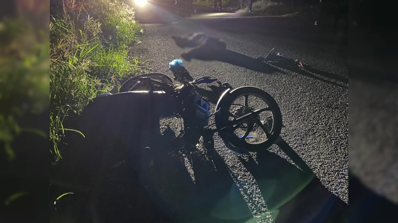 Muere motociclista tras sufrir percance, en Vista Hermosa 
