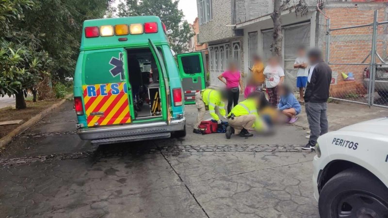 Atropella camión suburbano a una mujer en Villas del Pedregal, en Morelia
