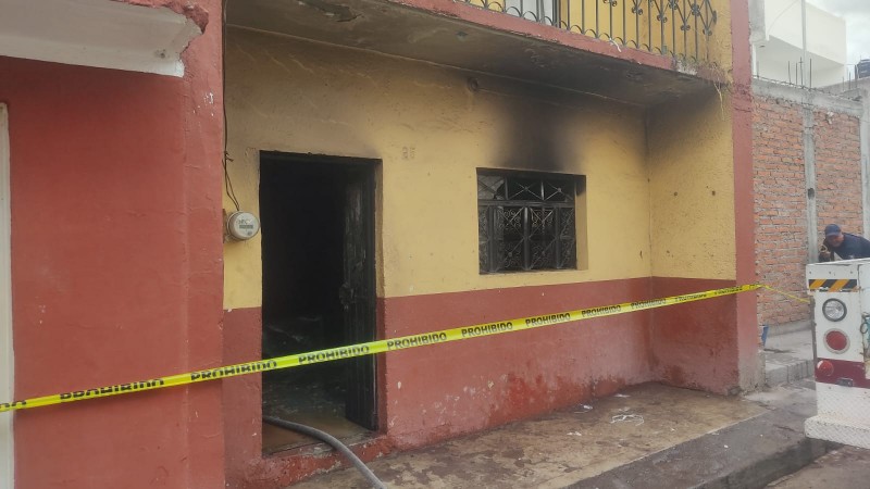 Adulto mayor muere calcinado, tras incendiarse su casa, en Puruándiro 
