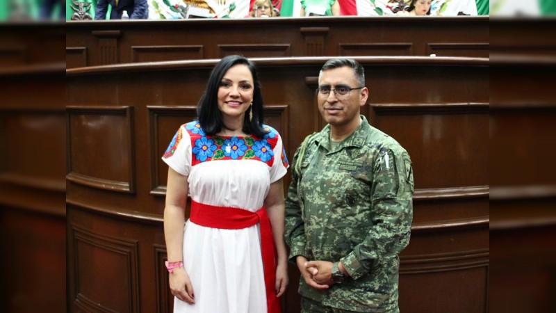 Adriana Hernández: Colegio Militar, institución que inculca amor a la patria