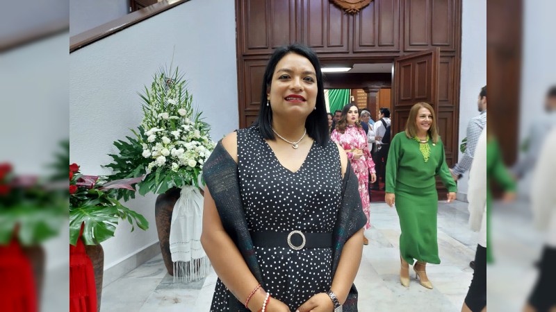 Refrenda Erendira Isauro compromiso con los ciudadanos en tercer año legislativo