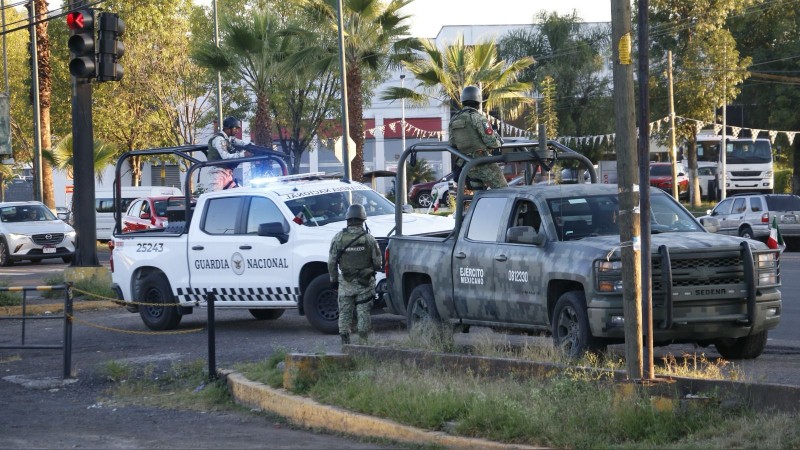 Capturan a 5 presuntos miembros de red dedicada al secuestro, en Michoacán 