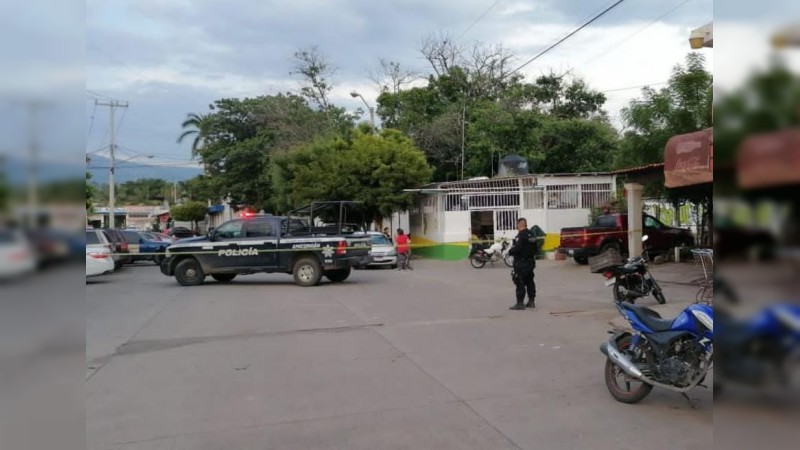 Levantan y matan a tiros a funcionario del ayuntamiento de Apatzingán 