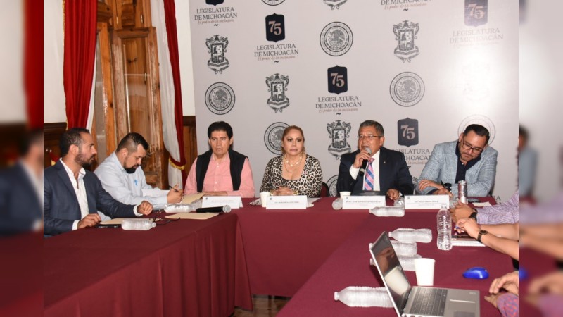 La seguridad empieza con bienestar de policías: Margarita López