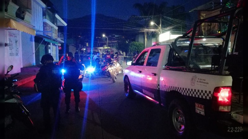 Asesinan de 7 balazos a un hombre, en calles de Uruapan 