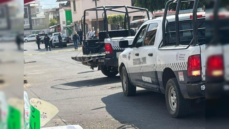 Asesinan a hombre a bordo de su auto, en Uruapan 