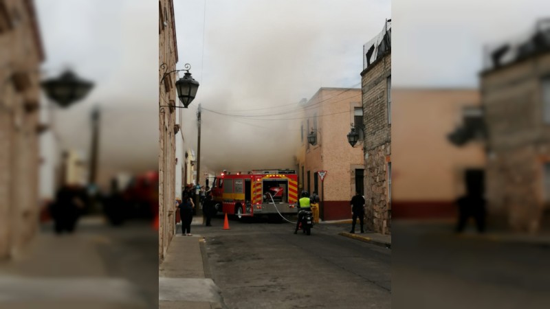 Incendio en vivienda del centro de Morelia; no se reportan víctimas