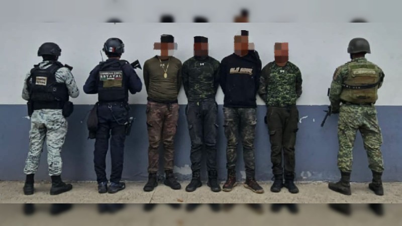 Múgica: atrapan a 4 presuntos integrantes del CJNG, tras enfrentamiento 