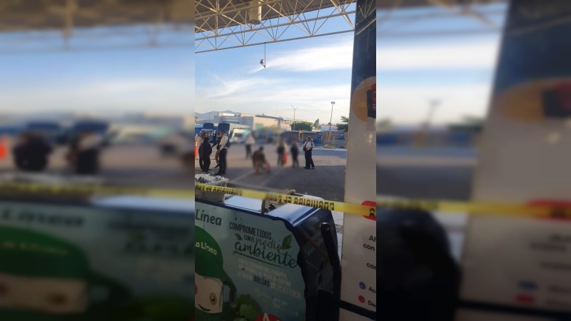 Hombre muere dentro de la Terminal de Autobuses de Morelia  
