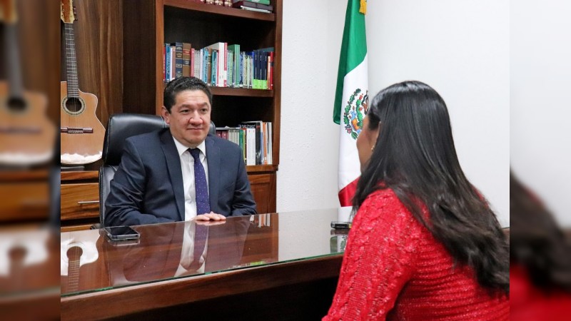 Bicentenario de Michoacán, oportuno para reformar Constitución local: Hugo Gama