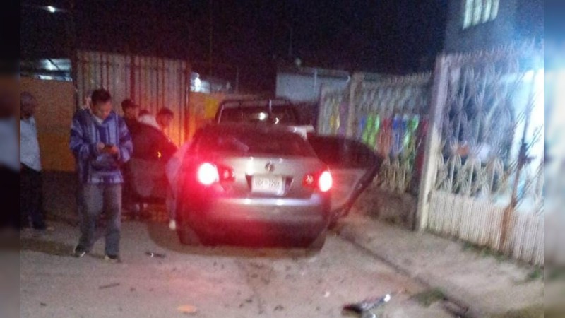 Tras persecución asesinan a automovilista, en Uruapan 