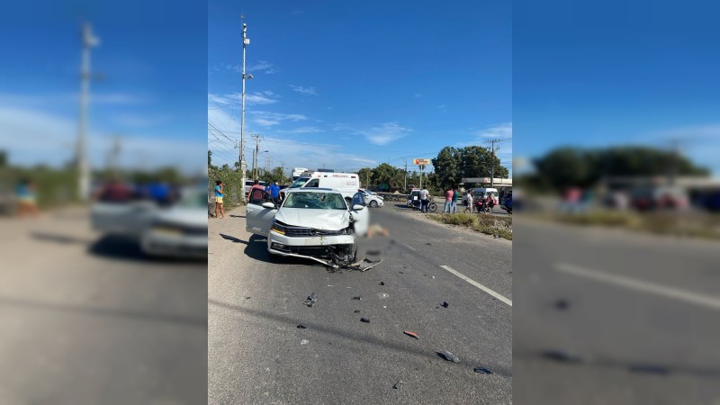 Muere motociclista en Lázaro Cárdenas al ser arrollado por un vehículo 