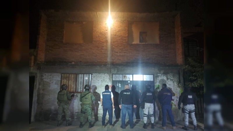 En cateo realizado en Morelia, aseguran droga y detienen a presunta narcomenudista
