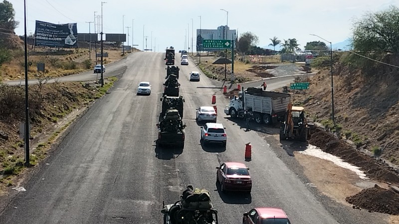 Llegan mil 600 militares más a Michoacán 