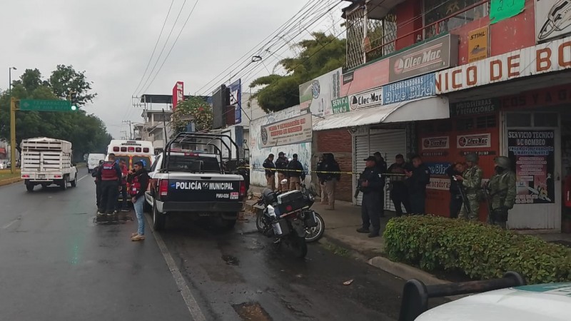 Ataque armado deja 2 muertos y un herido, en Uruapan 