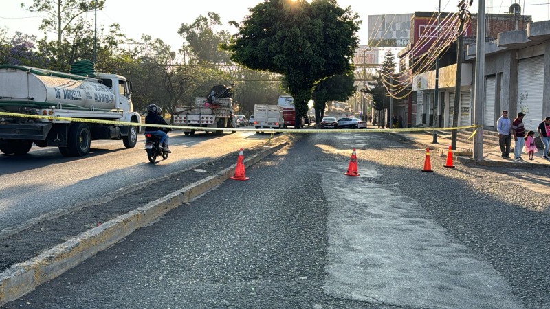 Muere motociclista en choque por alcance en el libramiento de Morelia 