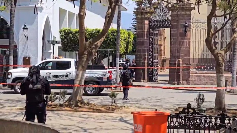 Asesinan a mujer, en plaza principal del Centro de Zamora 