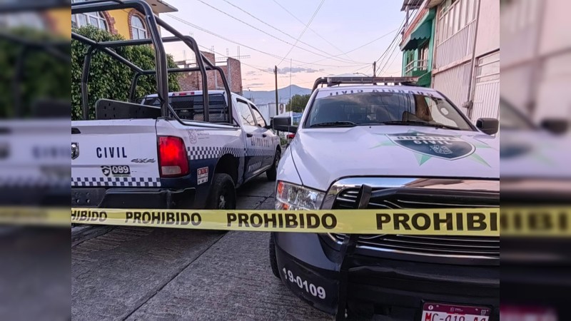 Tiran cuerpo de un ejecutado, en calles de Apatzingán 