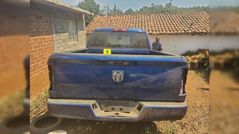 En Acuitzio, catean inmueble y recuperan 5 vehículos robados; hay un detenido 
