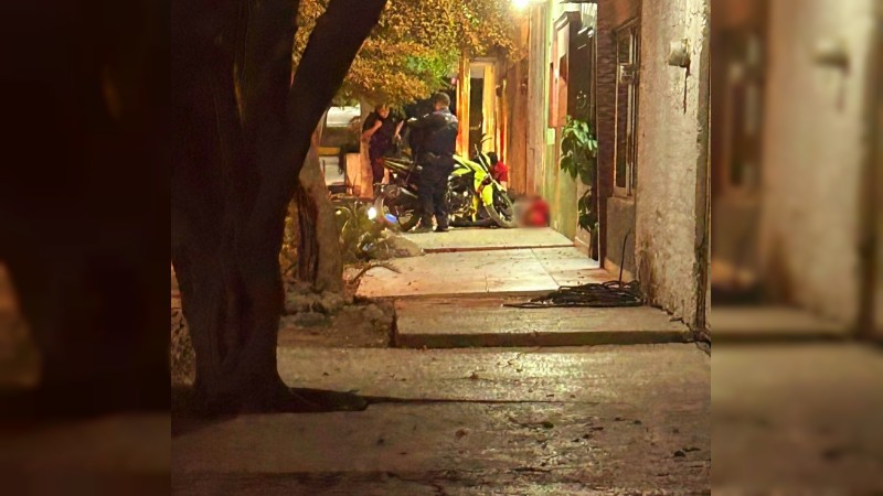 Ejecutan a 2 adolescentes, en calles de Apatzingán 