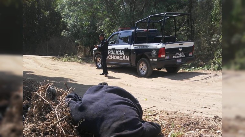 Hallan cadáver de hombre, en la carretera Morelia-Pátzcuaro 