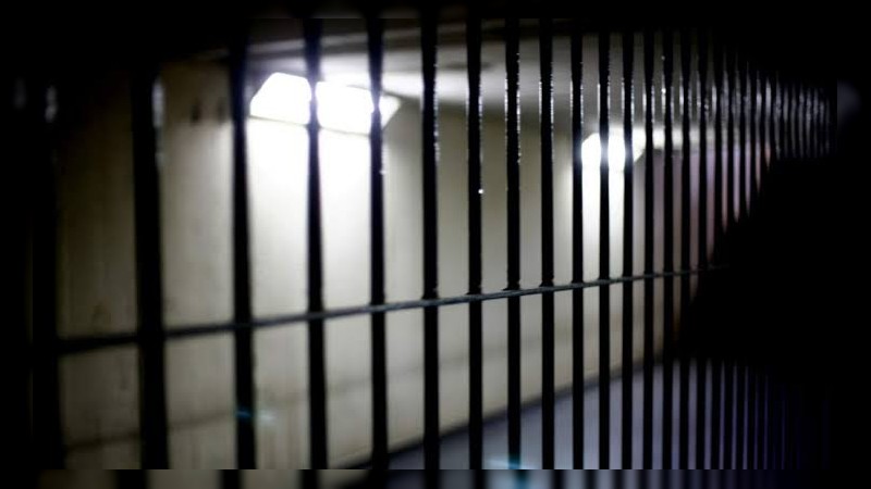Solo 6 meses de cárcel para mujer que intentó robarse a un bebé, en Morelia 