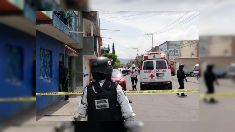 Grupo armado rafaguea vivienda, en Zamora; hay 1 herido 