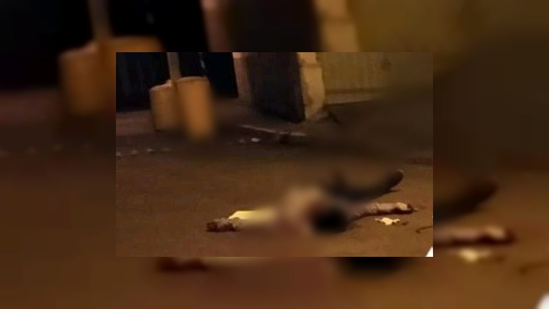 Tiran cadáver baleado y con narcomensaje, en Zamora 