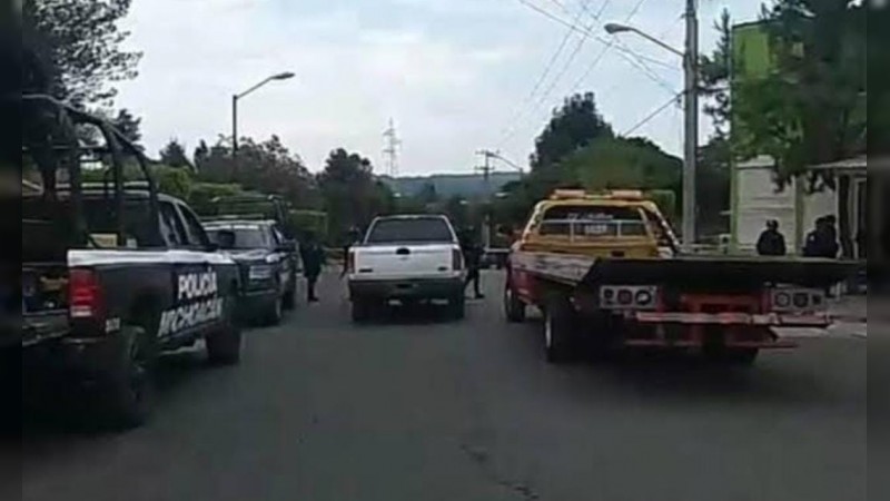 Asesinan motosicarios al dueño de un corralón, en Uruapan