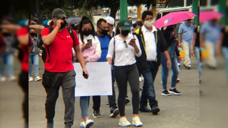 Normalistas generan caos, en Morelia y Uruapan  