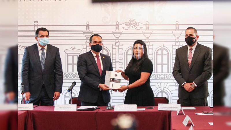 Recibe Congreso del Estado segundo informe semestral de la Fiscalía General de Michoacán