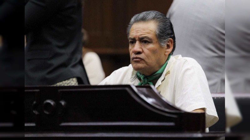 Michoacán debe legitimar consulta indígena, insiste Osiel Equihua