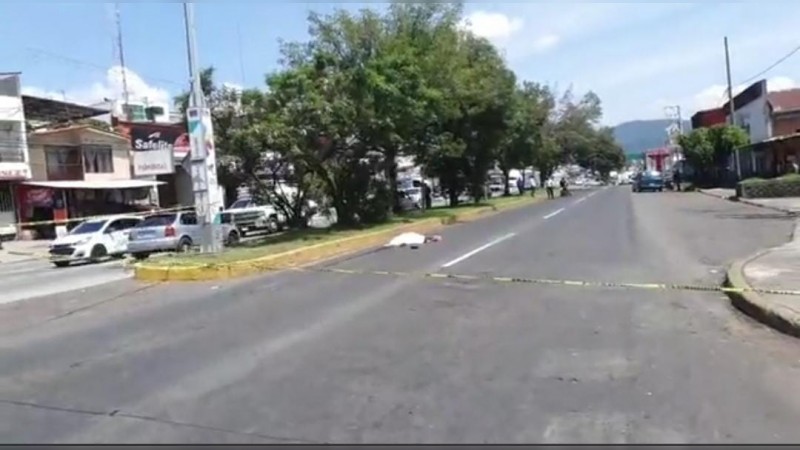 Camión de Colectivos de Uruapan atropella y mata a mujer 