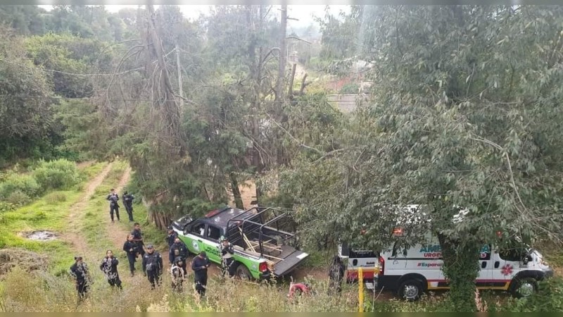 Vuelca patrulla de la Policía Ambiental, en Salvador Escalante; hay 5 elementos heridos 