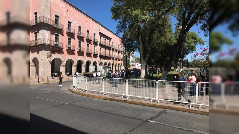 Policías impedirán instalación de comerciantes, en Plaza Morelos 