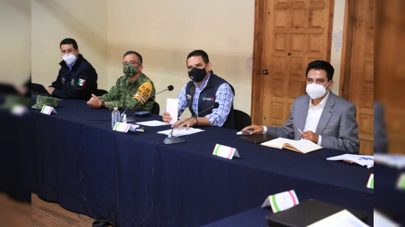 Emite Gobernador decreto sobre medidas emergentes ante crecimiento de COVID-19 en Michoacán
