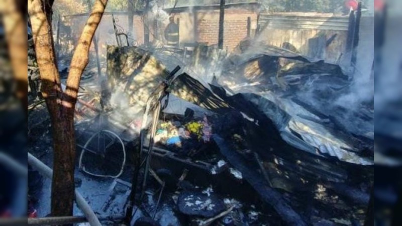 Mujer muere calcinada, tras incendiarse su vivienda 