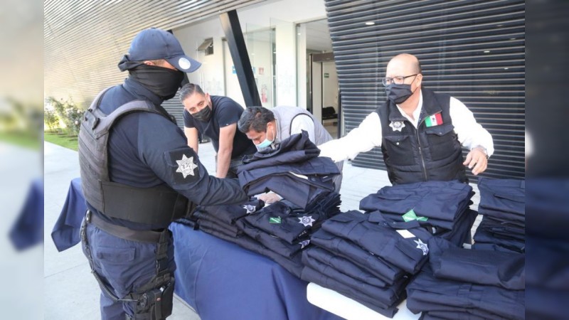Entrega SSP más de 5 mil uniformes a personal operativo de la Policía Michoacán 