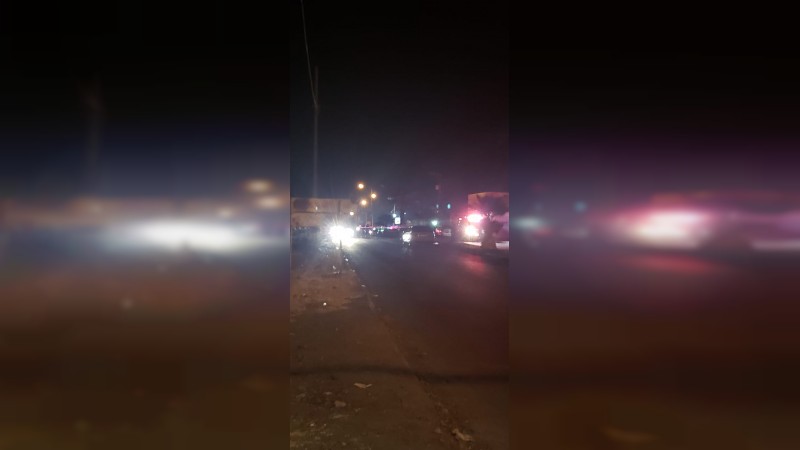 Asesinan a 2 personas dentro de un auto, en Ciudad Hidalgo  