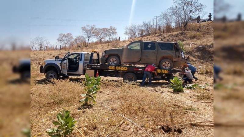 En Operación Conjunta Michoacán, se aseguran 2 vehículos blindados, en Tepalcatepec​