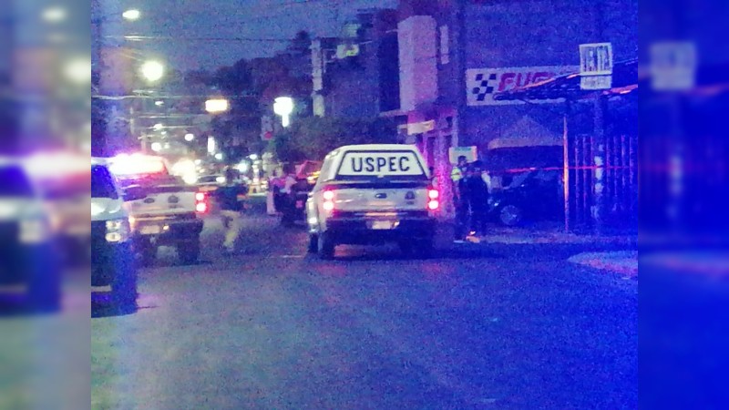 Matan a tiros a hombre dentro de autolavado, en Morelia  