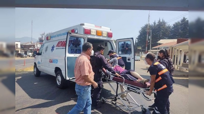 Seis heridos, saldo de choque en la carretera Morelia-Pátzcuaro 
