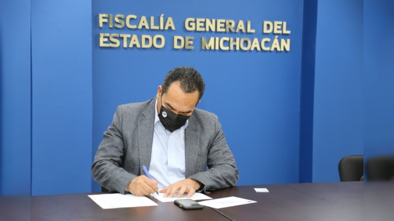 Fiscalía General, institución comprometida con la transparencia: Adrián López